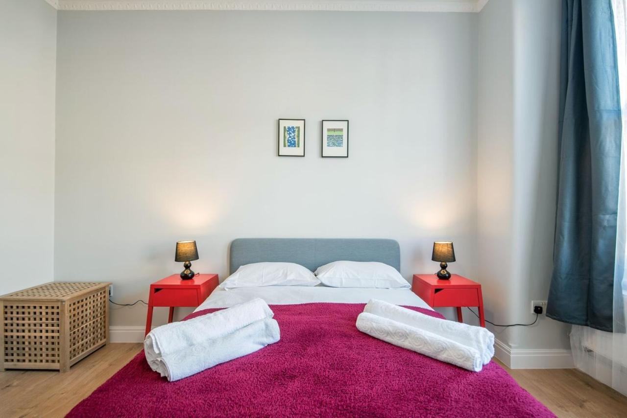 Comfortable Flat In Hammersmith Apartment London Exterior photo